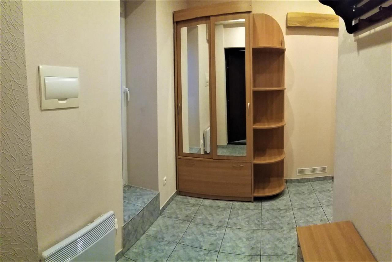 Apartaments Near Svyturio Arena ไคลเพดา ภายนอก รูปภาพ